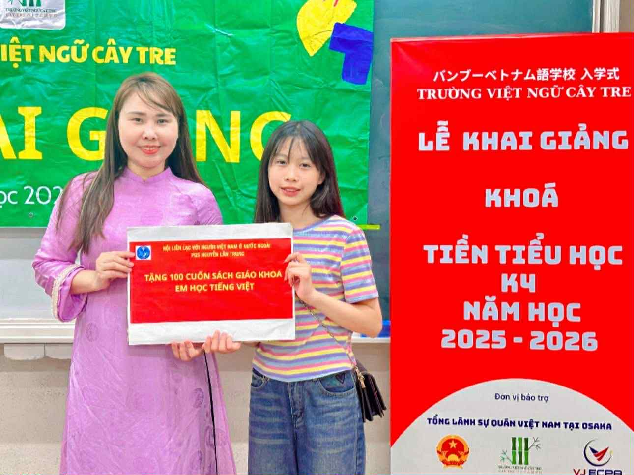 Khai giảng trạm trường giảng dạy tiếng Việt tại thành phố Sakai
